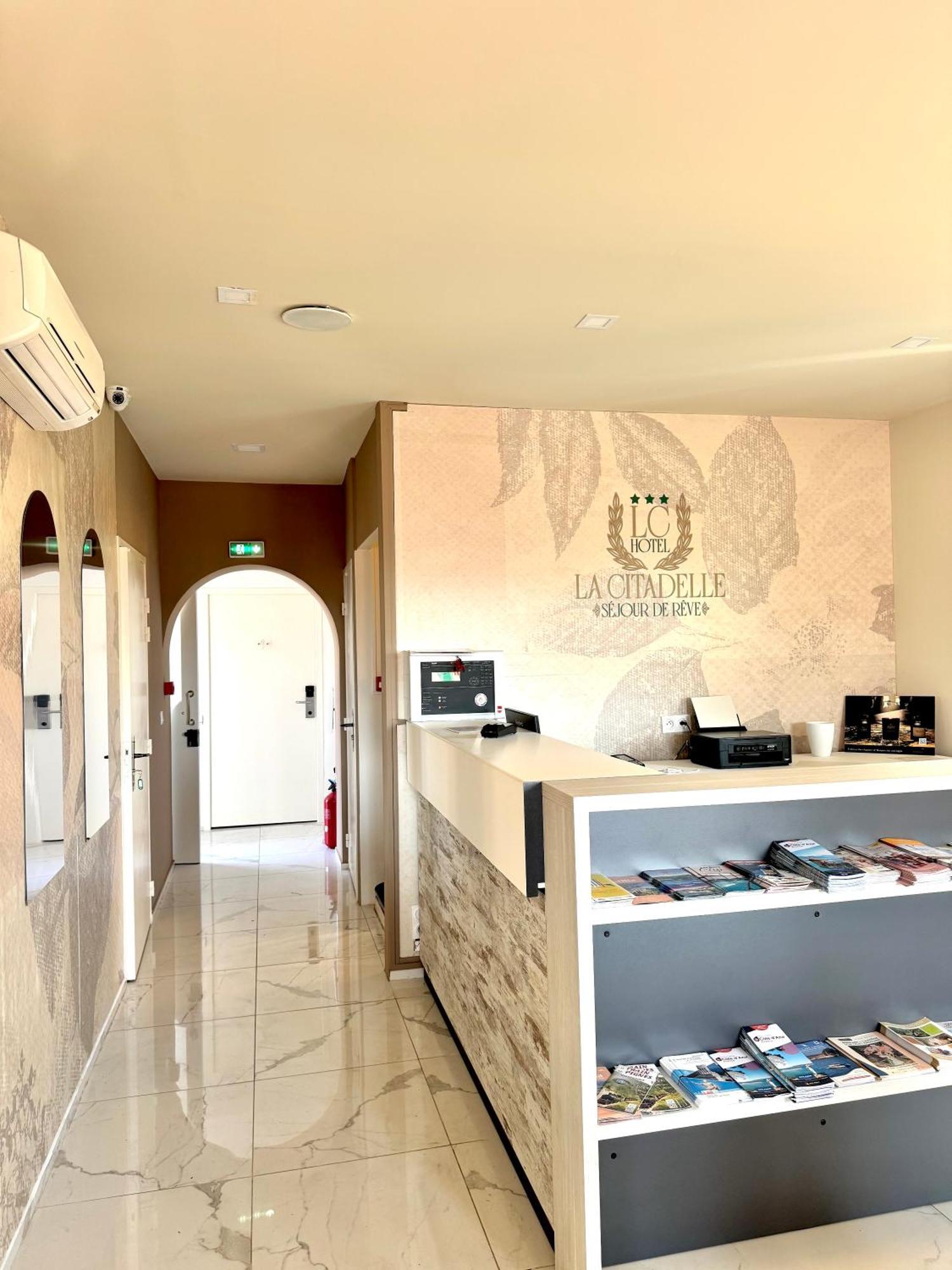 Hotel La Citadelle Вильфранш-сюр-Мер Экстерьер фото
